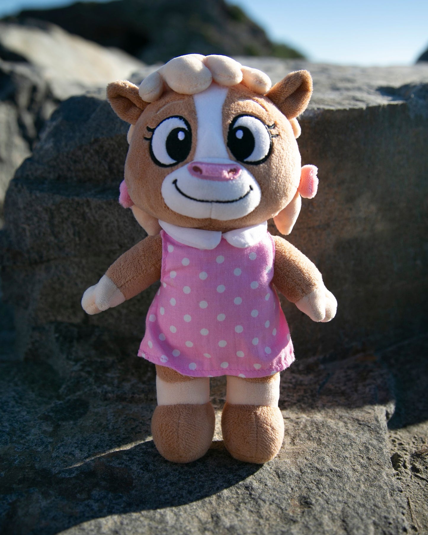 Daisy Plush Toy — Daisy & Gus